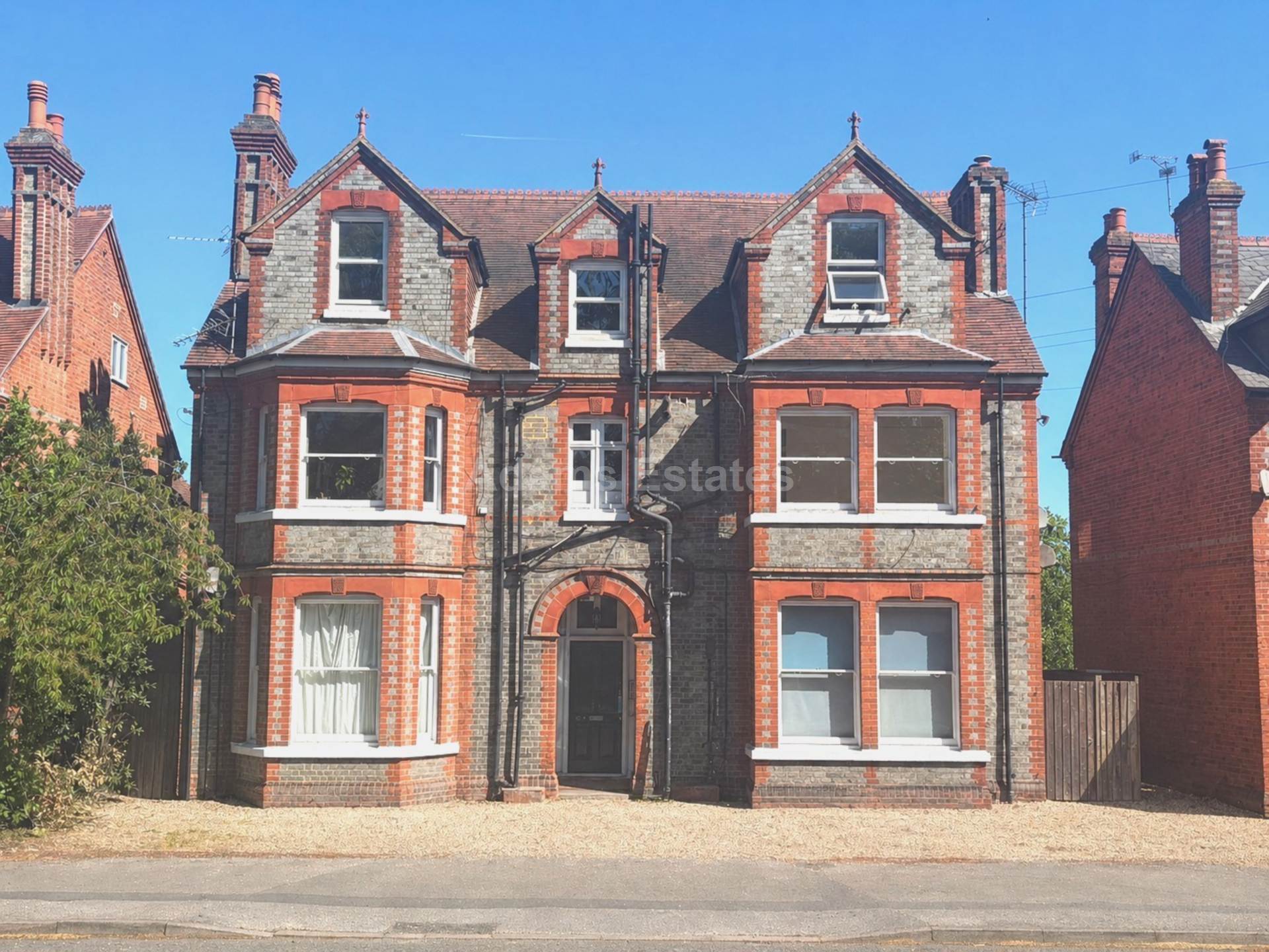 Tilehurst Road, Reading, Image 1