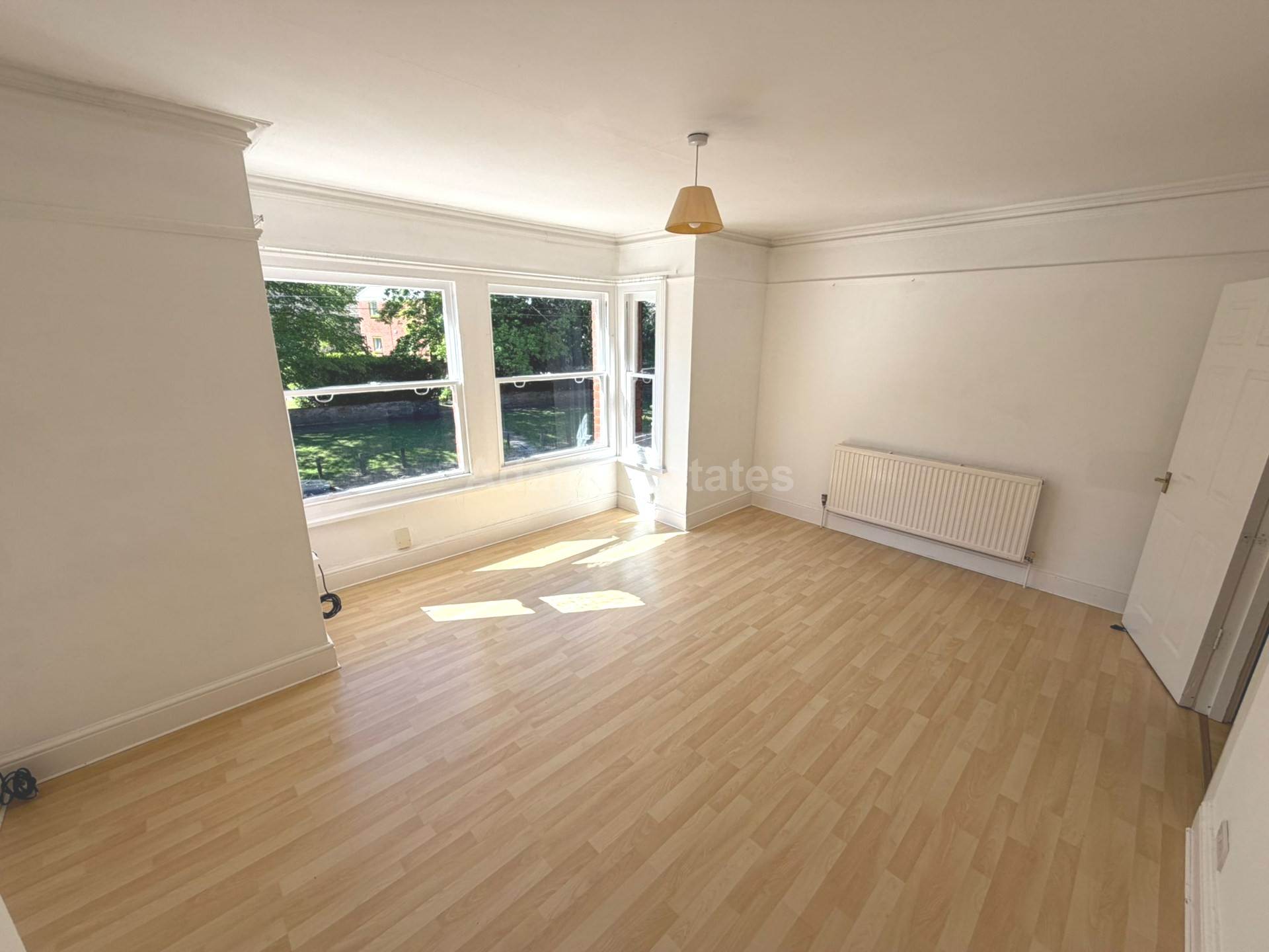 Tilehurst Road, Reading, Image 4