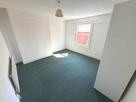 Tilehurst Road, Reading, Image 7