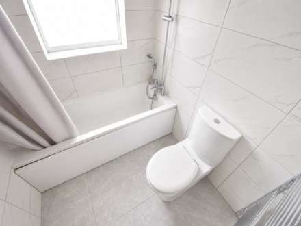 Upper Crown St, Reading, Image 11