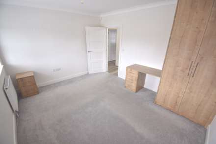 Wokingham Road, Reading, Image 9