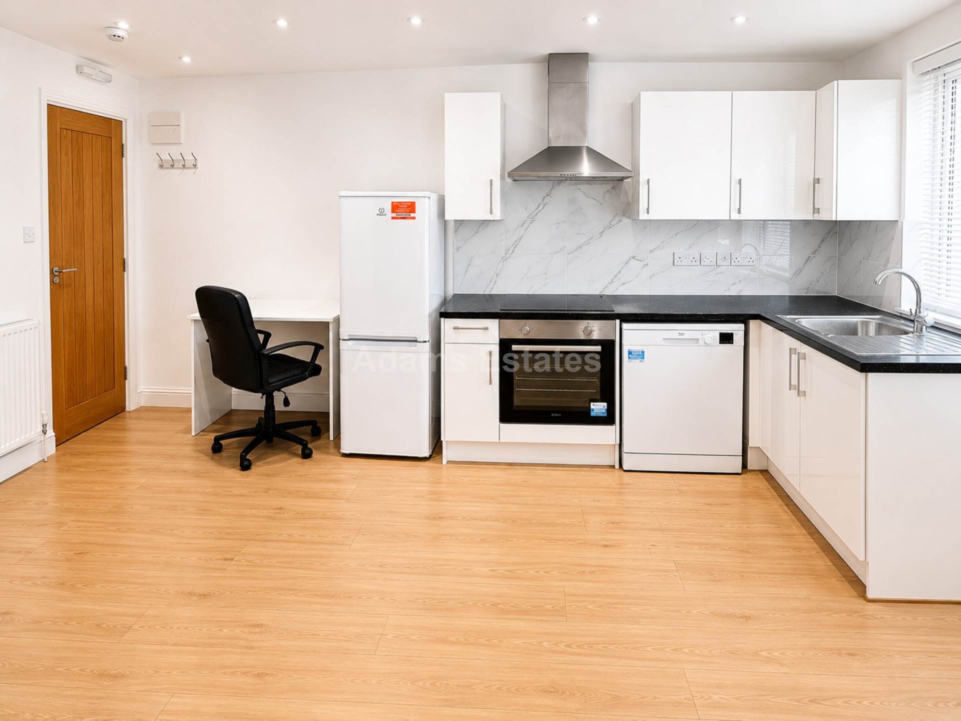 Upper Crown Street, Reading, Image 3