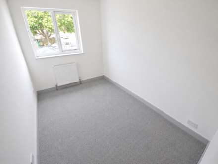 Elizabeth Walk, Reading, Image 10