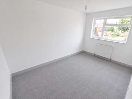 Elizabeth Walk, Reading, Image 9