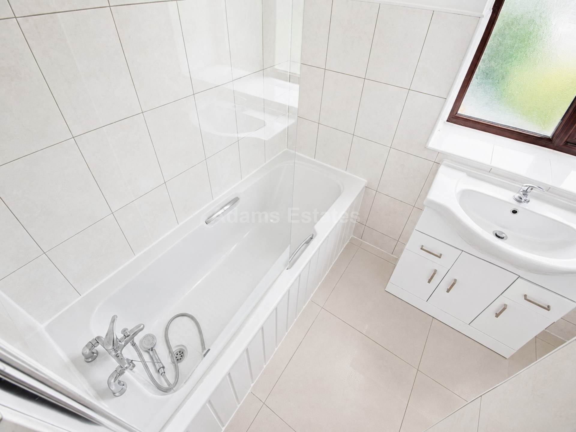 Pheasant Close, Wokingham, Image 10