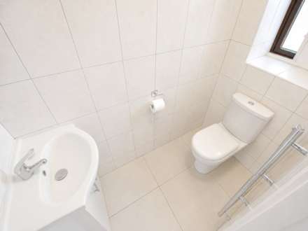Pheasant Close, Wokingham, Image 8