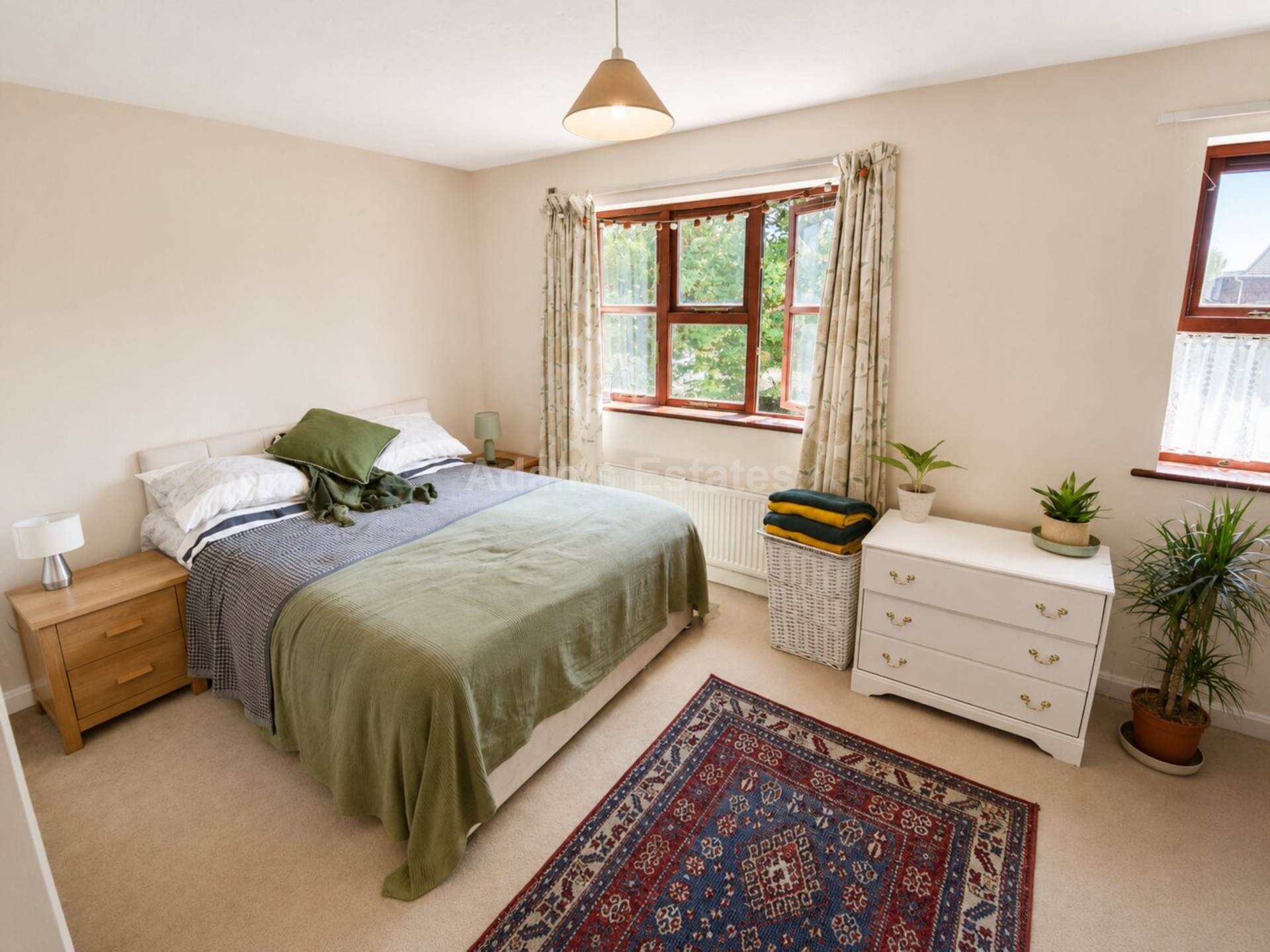 Woolacombe Drive, Reading, Image 2