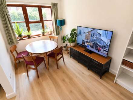 Woolacombe Drive, Reading, Image 6