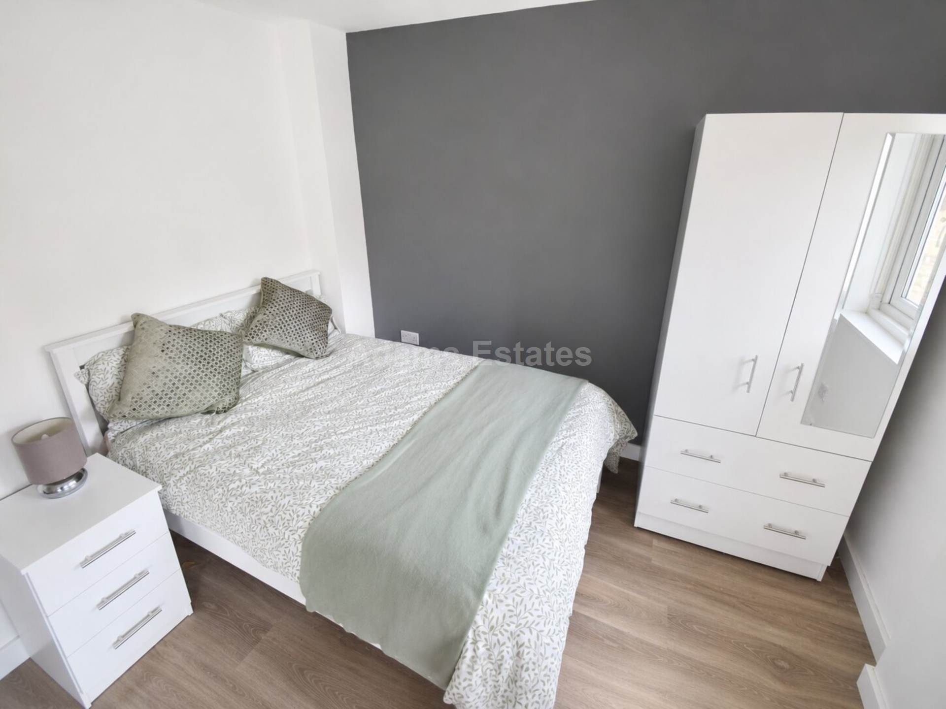 Hamble Court, Southampton Street, Reading, Image 3