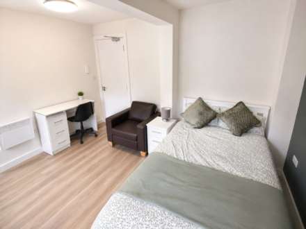 Hamble Court, Southampton Street, Reading, Image 2