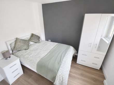 Hamble Court, Southampton Street, Reading, Image 3