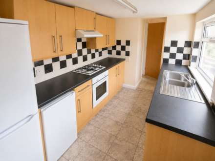 Donnington Gardens, Reading, Image 1