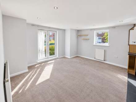 Kennet House, Regis Park Road, Image 4