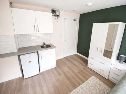 Hamble Court, Southampton Street, Reading, Image 4
