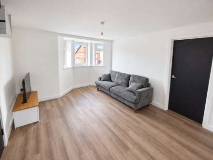 Basingstoke Road, Reading, Image 4