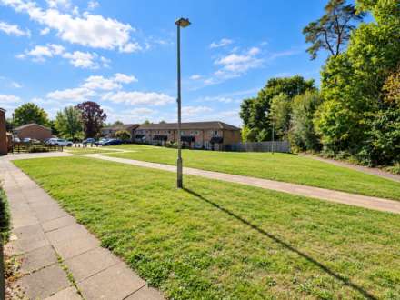 Scott Close, Emmer Green, Image 13
