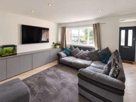 Scott Close, Emmer Green, Image 5