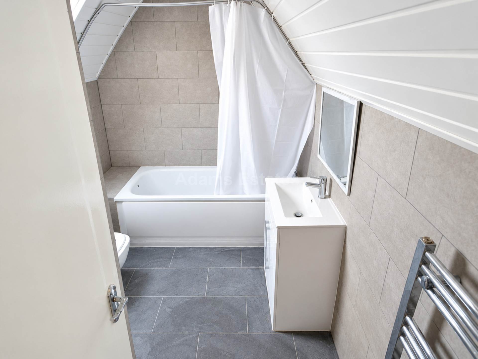 Radstock Road, Reading, Image 4