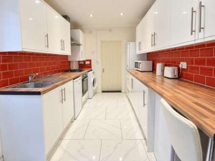 Radstock Road, Reading, Image 3