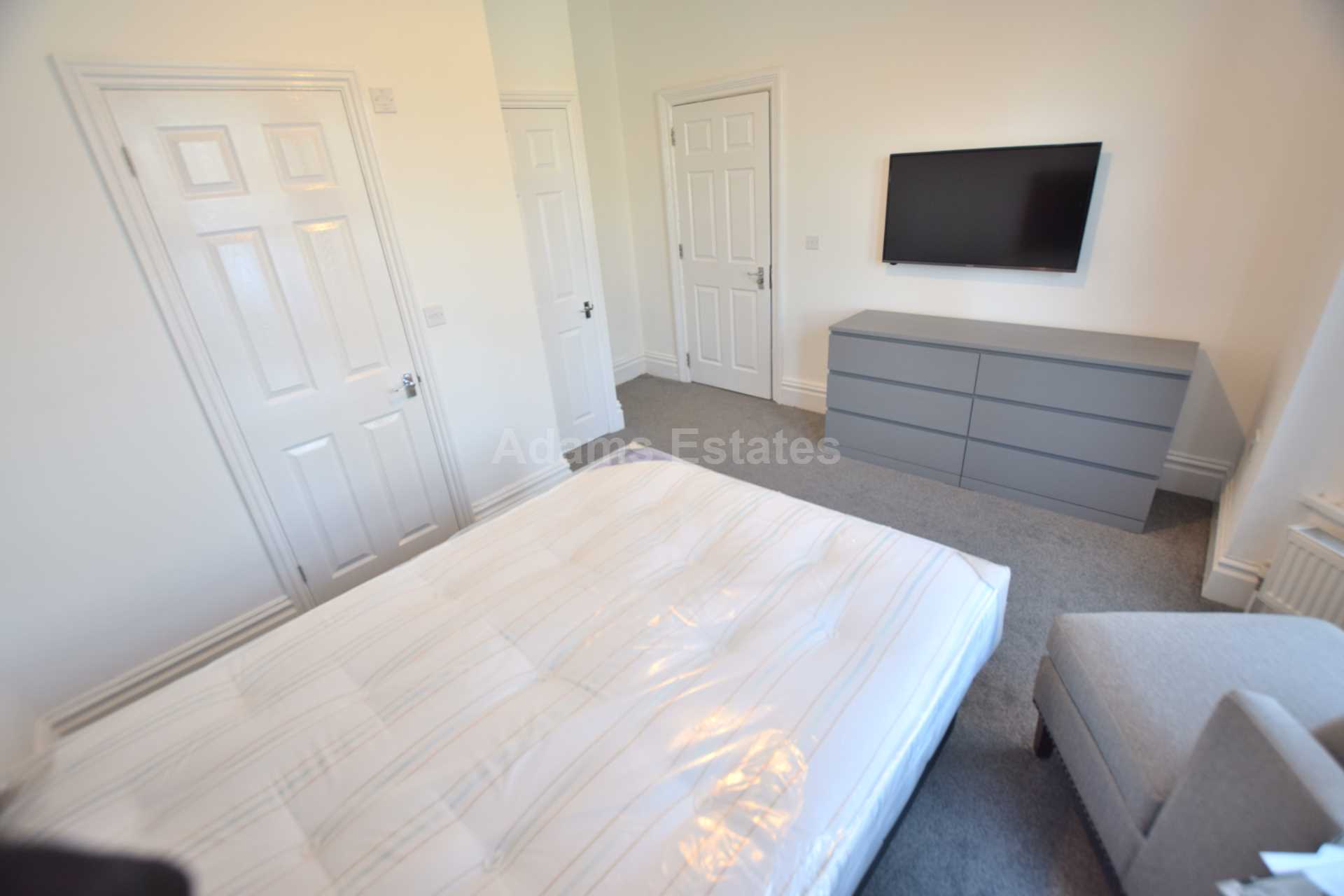 Room 1, Wokingham Road, Reading, Image 2