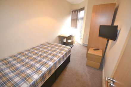 Christchurch Road, Reading -, Image 8