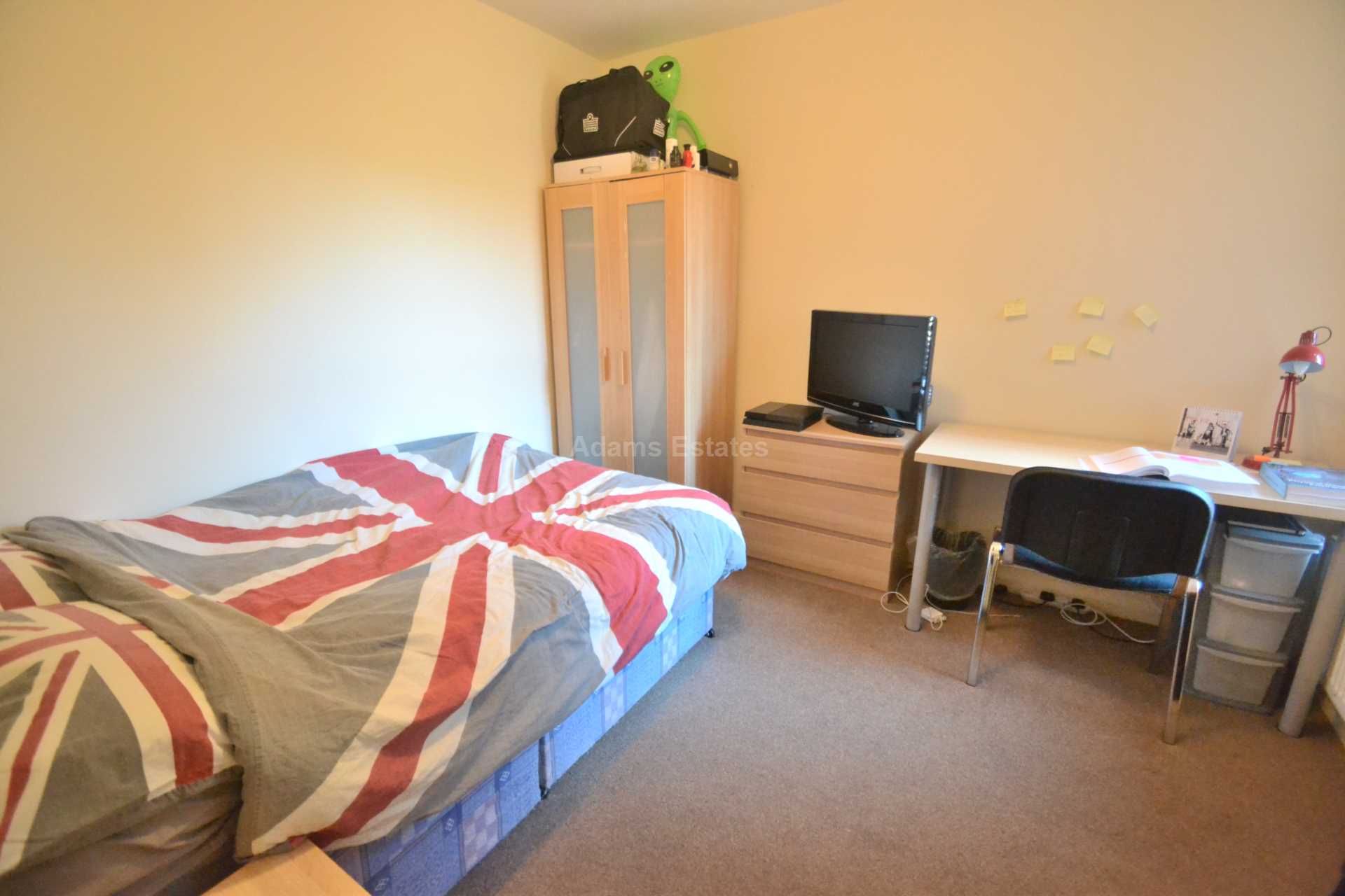 St Edwards Road, Reading, Berkshire RG6 7EZ, Image 4