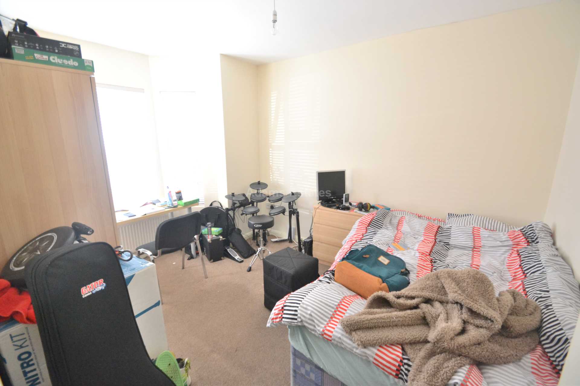 St Edwards Road, Reading, Berkshire RG6 7EZ, Image 5