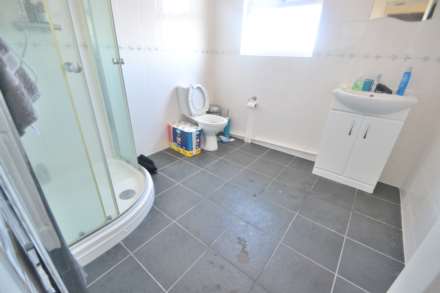 St Edwards Road, Reading, Berkshire RG6 7EZ, Image 8