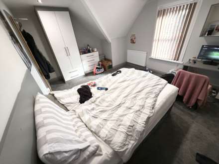 Erleigh Road, Reading, Image 11