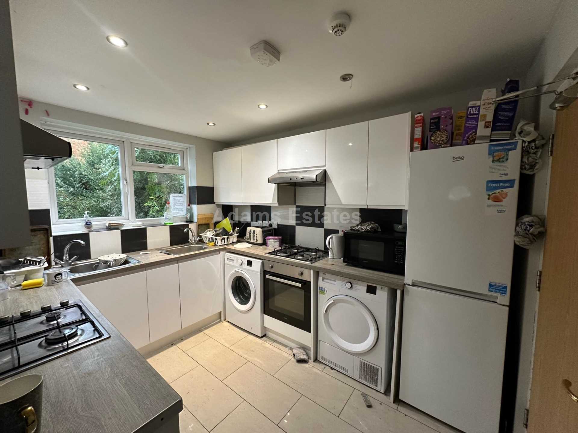 Palmer Park Avenue, Reading, Image 1