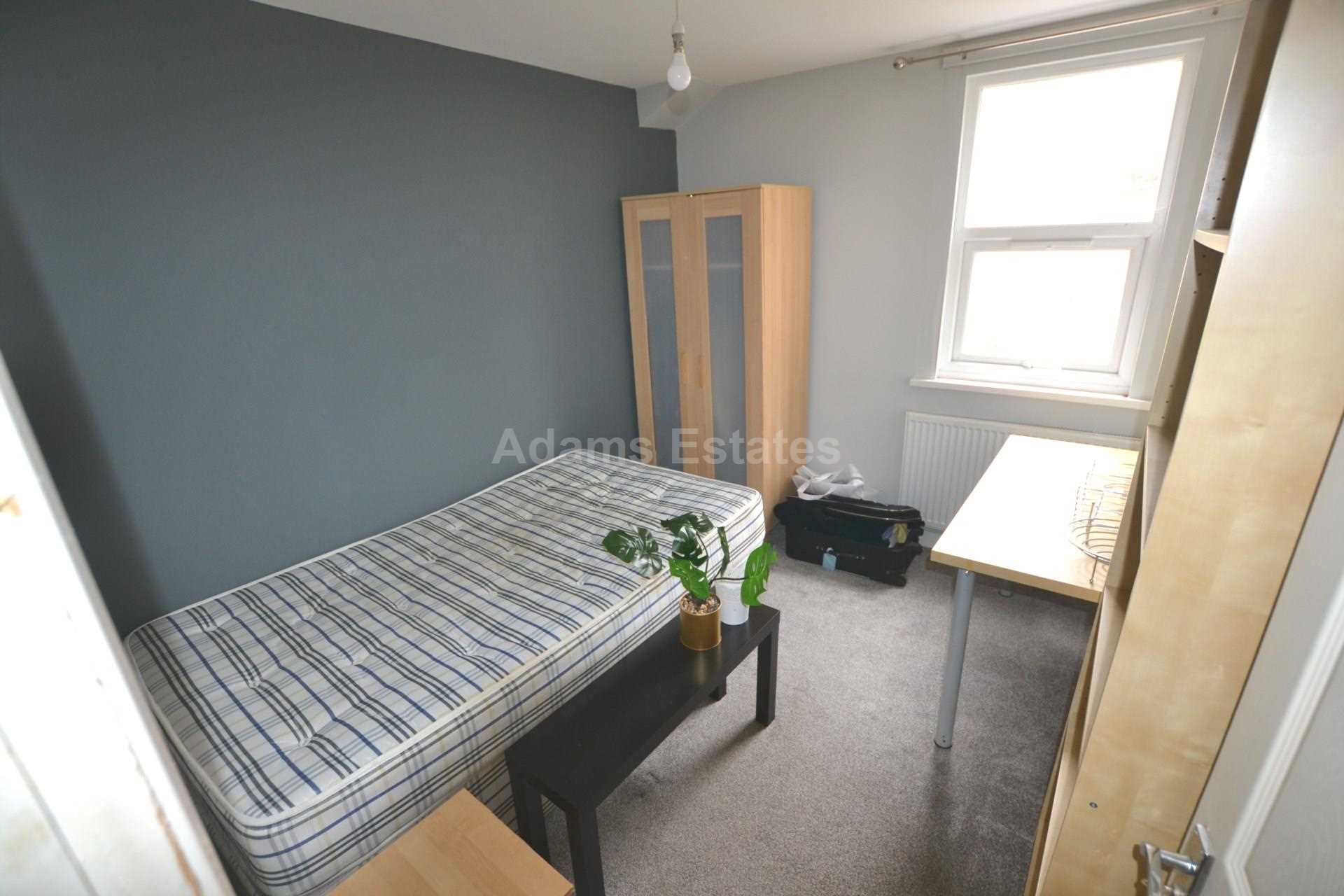 Grange Avenue, Reading, Image 9