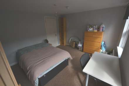 Property For Rent Grange Avenue, Reading