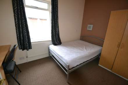 Victoria Street, Reading, Image 5