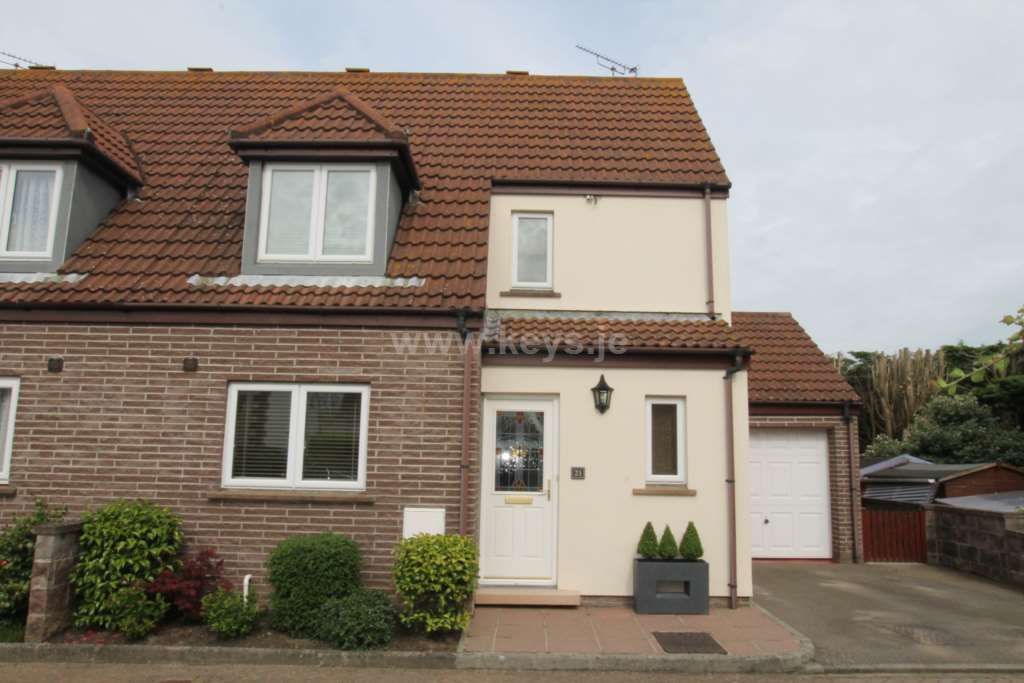 Sente Des Fonds, Grouville, Image 1