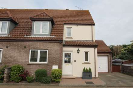 Sente Des Fonds, Grouville