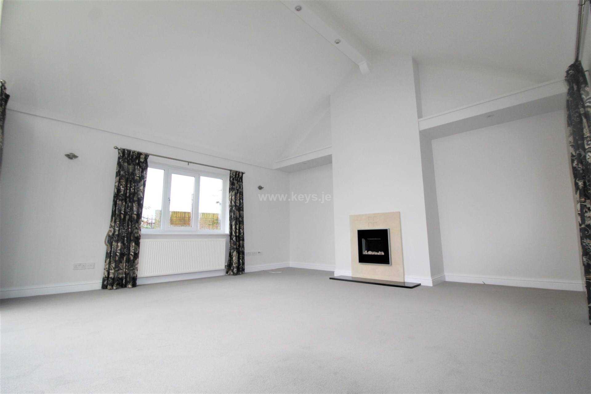 La Grande Rue, St. Mary, Image 6