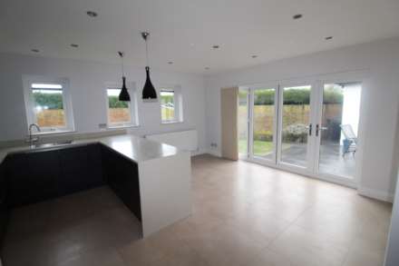 La Grande Rue, St. Mary, Image 5