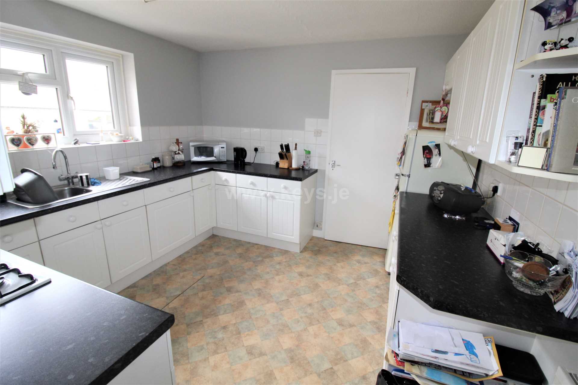 St Johns Road, St Helier, Image 6