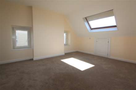 Large Four/Five Bedroom House - Devonshire Place, Image 11