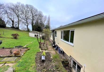 Le Mont Des Ruelles, St Peter