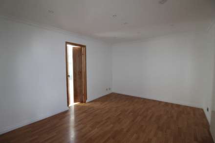 Links Estate, La Rue A Don, Image 4