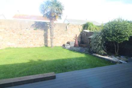 Aubin Lane, St Saviour, Image 10