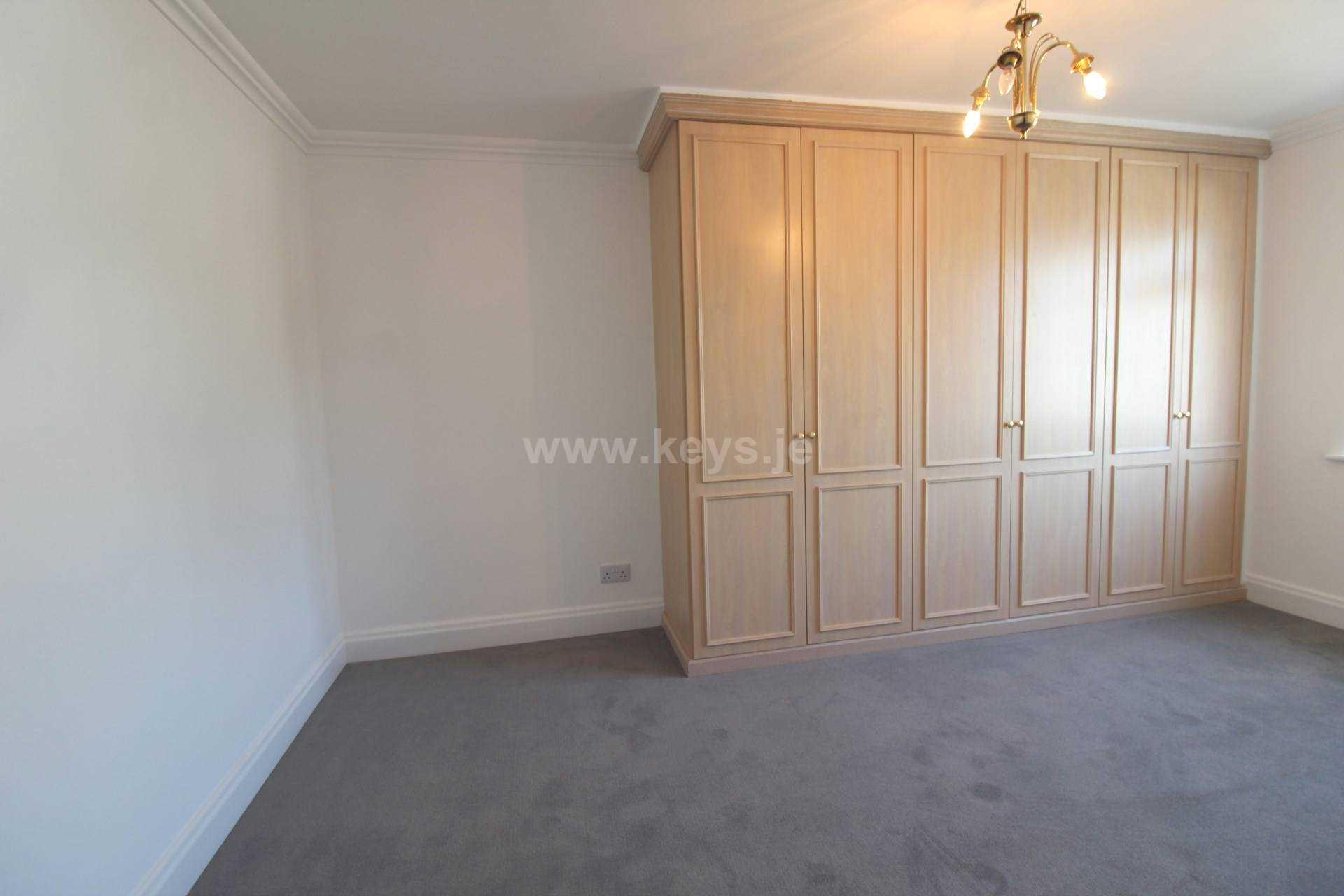 La Route De Beaumont, St Peter, Image 12