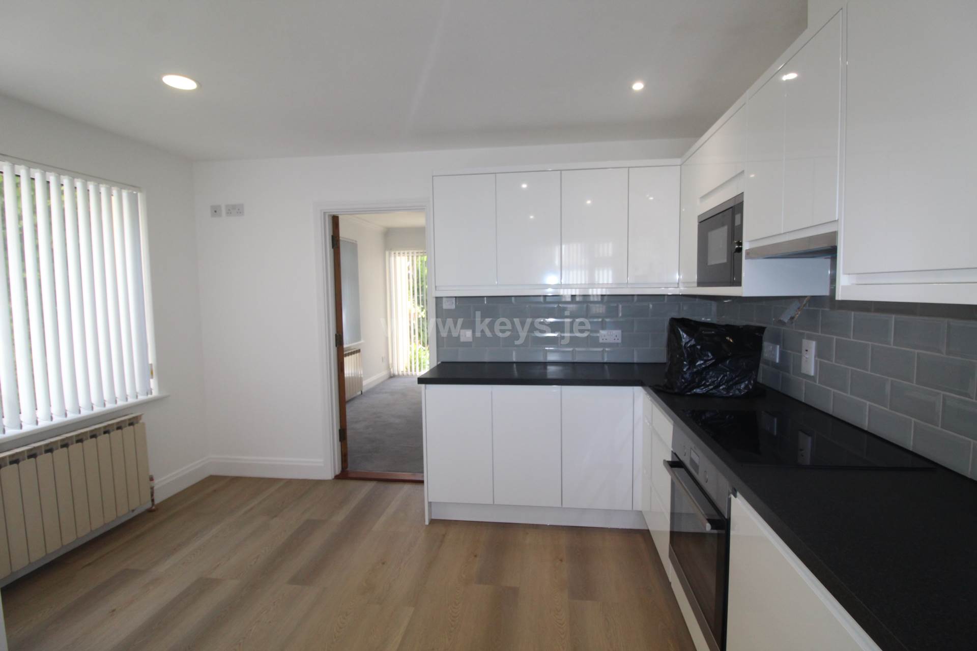 La Route De Beaumont, St Peter, Image 3