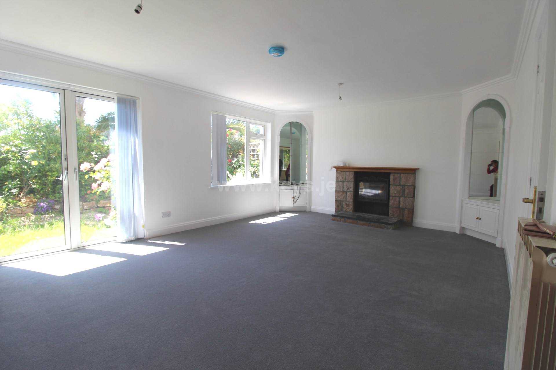 La Route De Beaumont, St Peter, Image 5