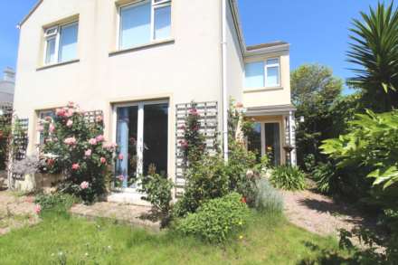 La Route De Beaumont, St Peter, Image 1