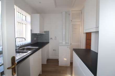 La Route De Beaumont, St Peter, Image 4