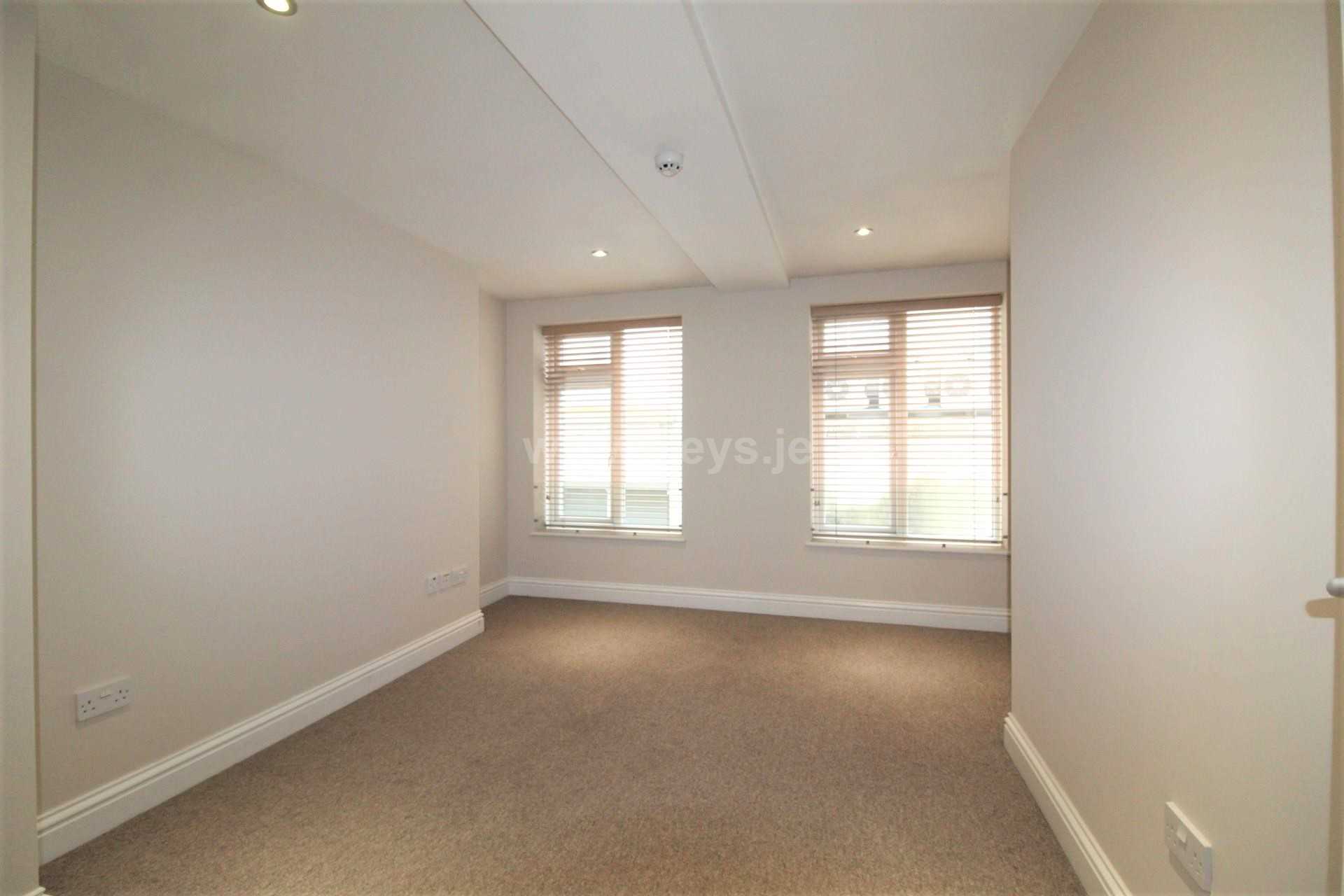 Waterloo Lane, St Helier, Image 3