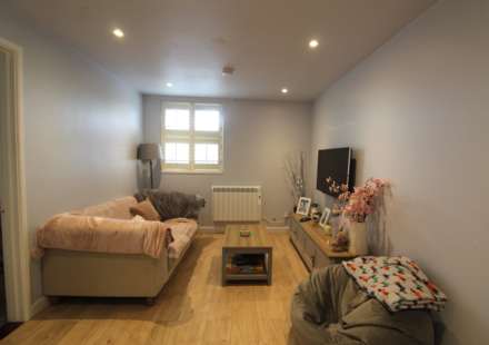 La Route De Millias, St Ouen, Image 2