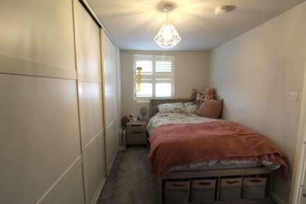 La Route De Millias, St Ouen, Image 4